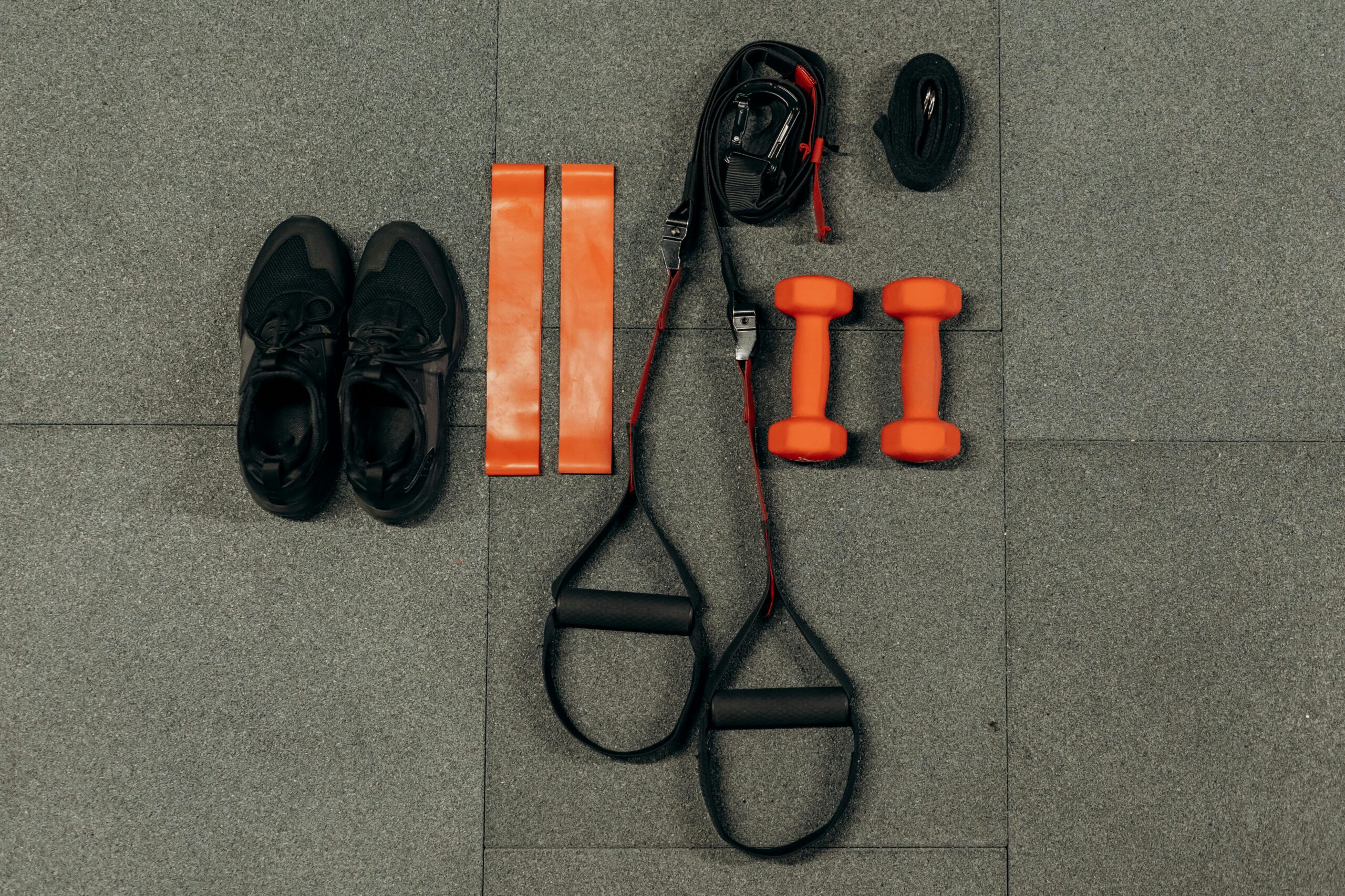gym-accessories-for-men-the-ultimate-guide-to-elevate-your-workout