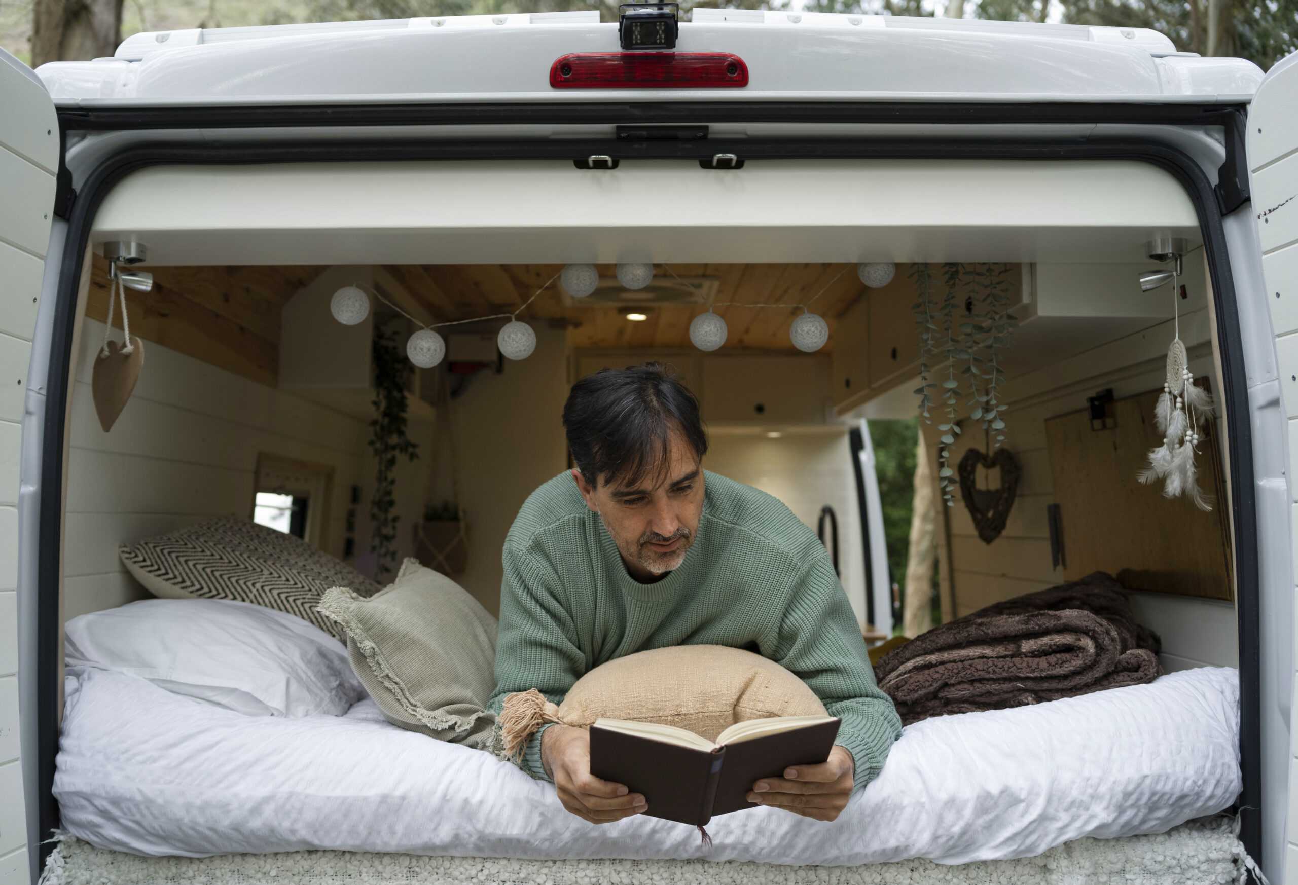 the-complete-guide-to-car-mattresses-for-comfortable-road-trip-and-camping